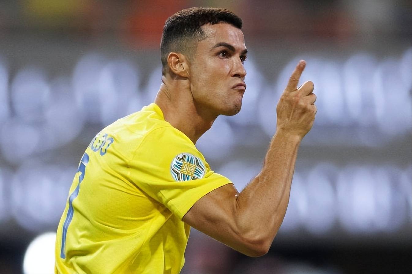 九游体育-赛地聚焦——葡超转会期热度飙升；萨克拉门托国王临场应变；气氛紧张；心理建设被强调的简单介绍