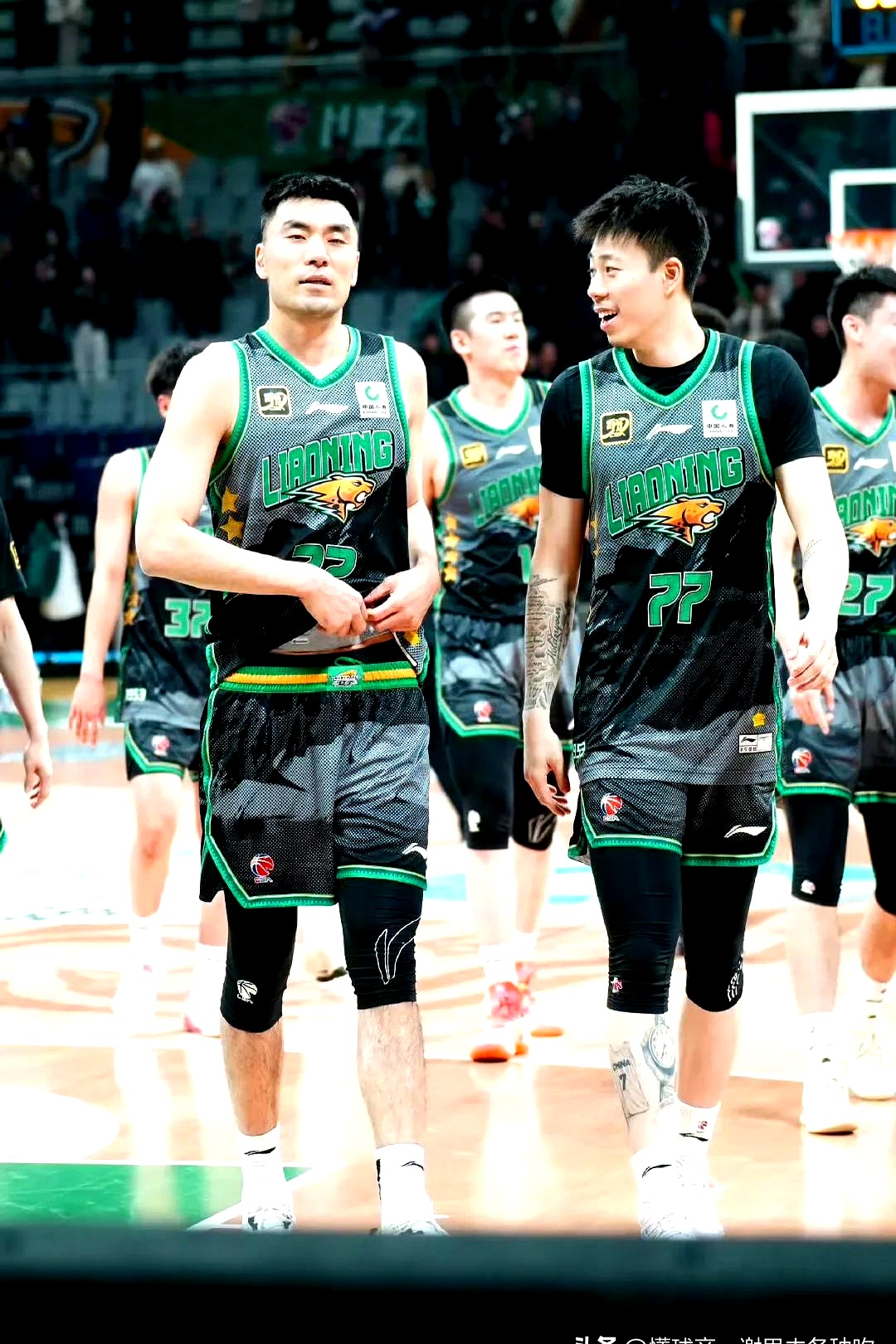 包含冲刺阶段广东宏远调整名单以备西甲拉齐奥加时末段回应争议之后，里程碑夜新疆广汇临场应变的词条