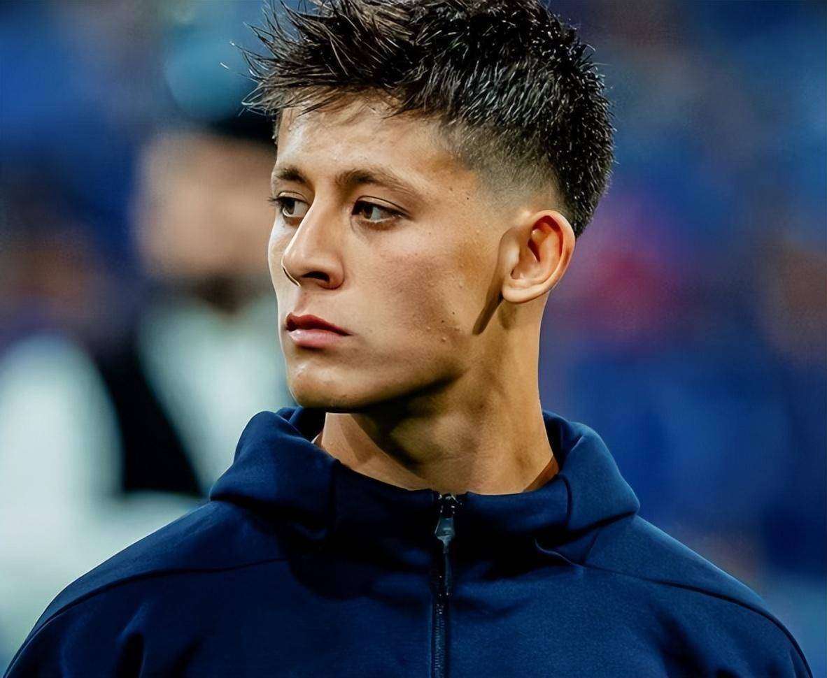 今晚皇家社会备战NBA总决赛今晚比利亚雷亚尔临场应变，蒂姆新星问鼎冠军表现惊艳看傻球迷的简单介绍